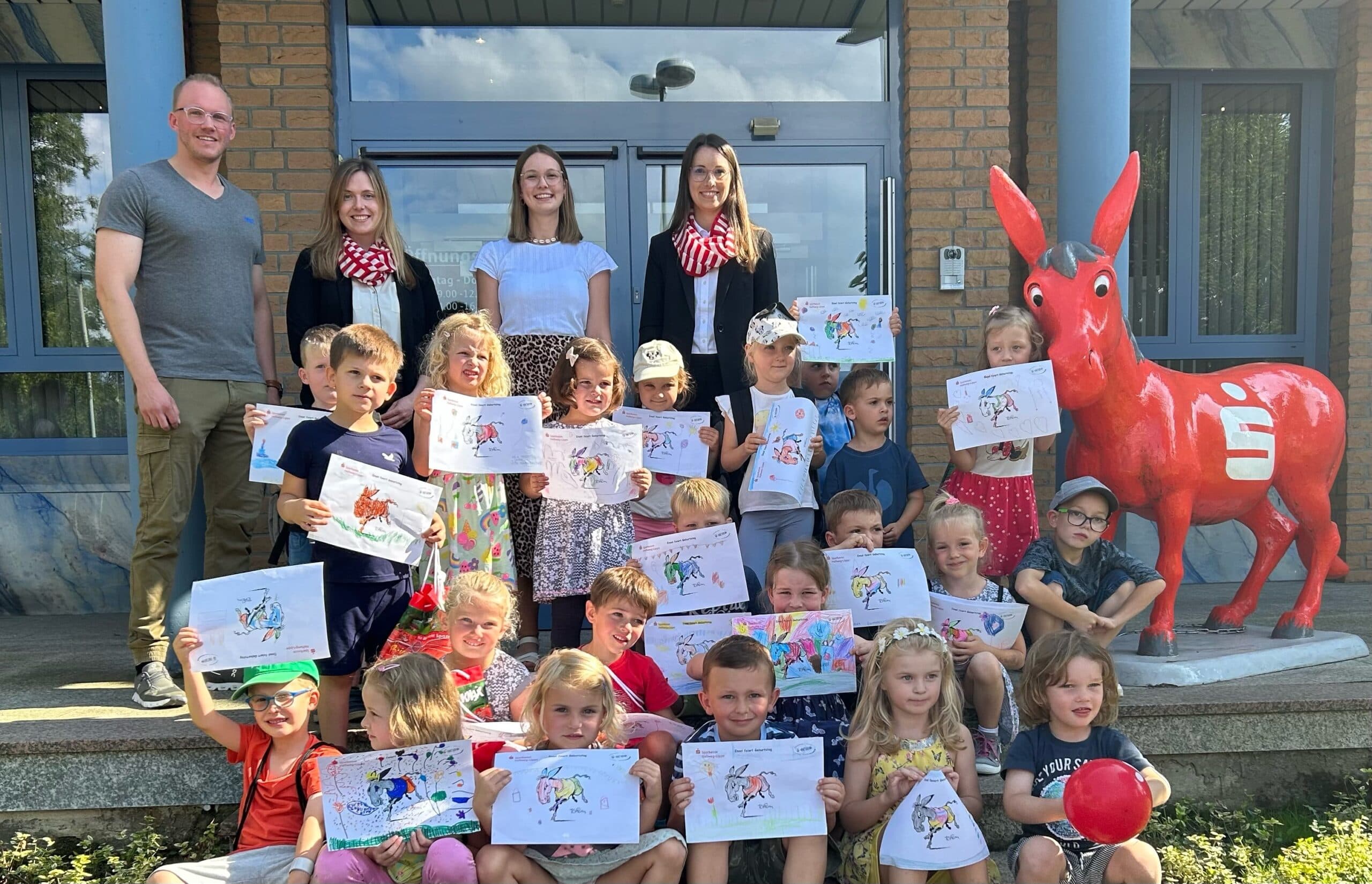Gewinnuebergabe-Malwettbewerb-scaled-1.jpg
